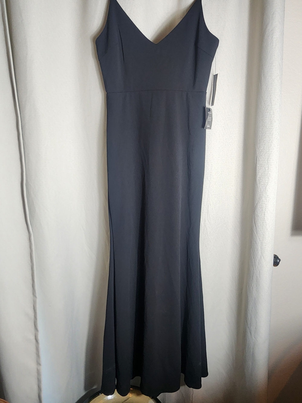 Lulus Black Sleeveless Twist Front V Neck Midi Dress Size M Cocktail